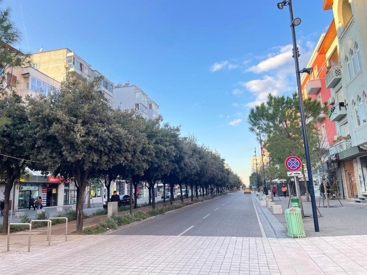 Tirana Inn Hotel エクステリア 写真