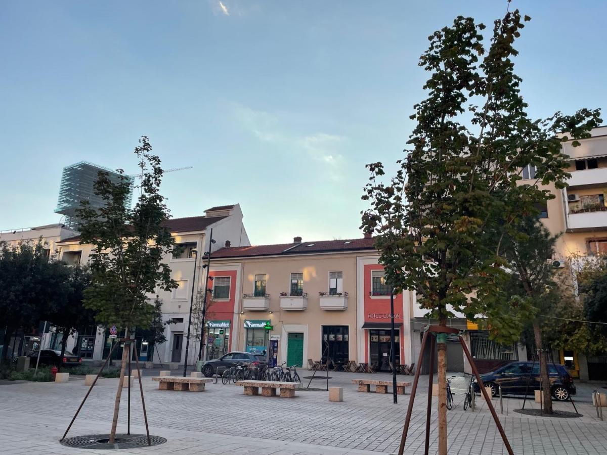 Tirana Inn Hotel エクステリア 写真