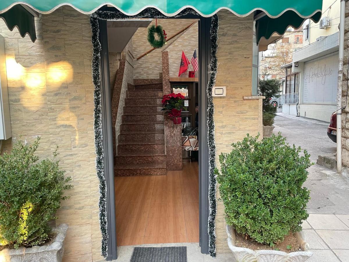 Tirana Inn Hotel エクステリア 写真