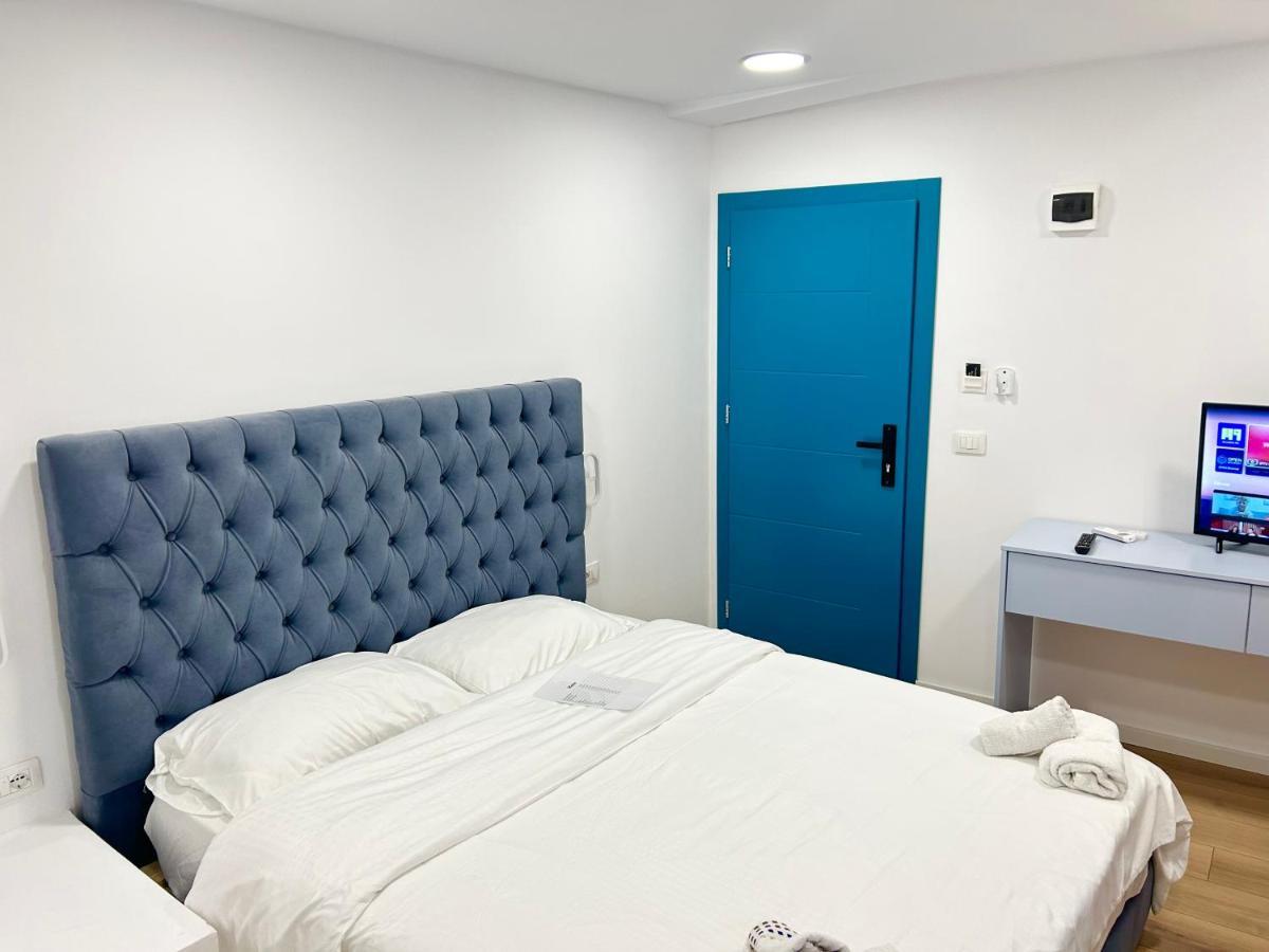 Tirana Inn Hotel エクステリア 写真