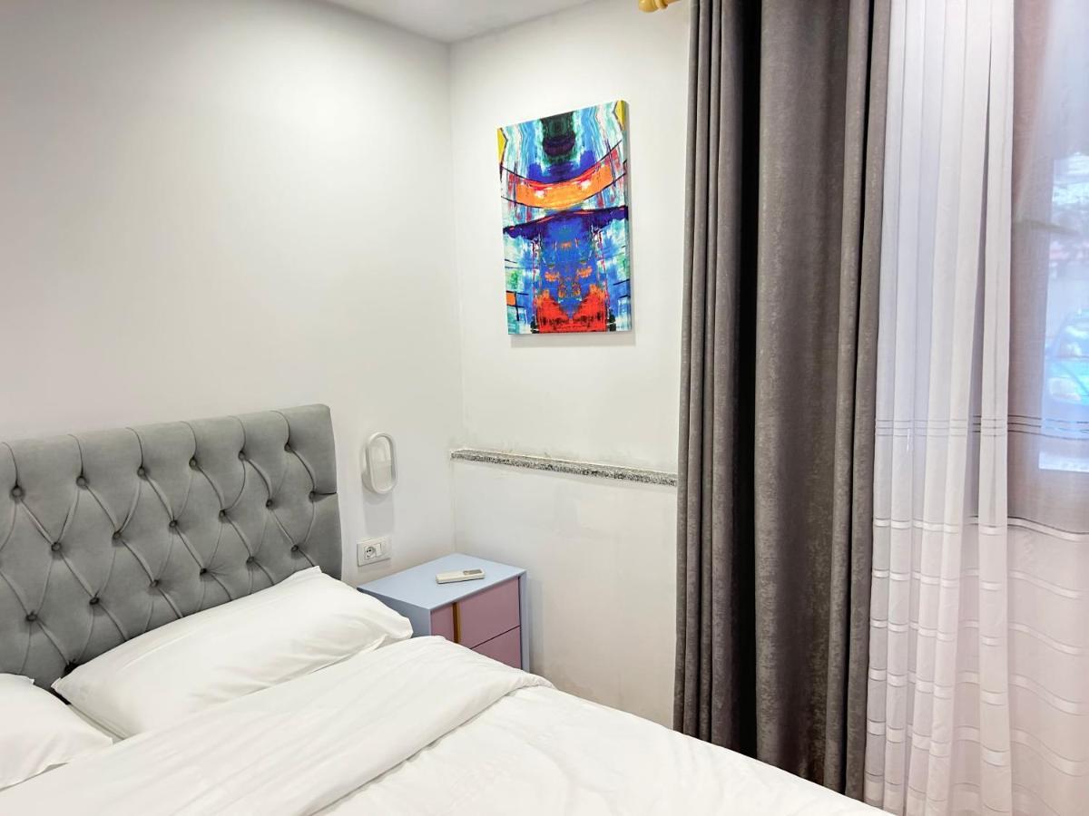 Tirana Inn Hotel エクステリア 写真