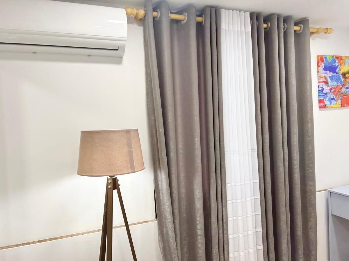 Tirana Inn Hotel エクステリア 写真