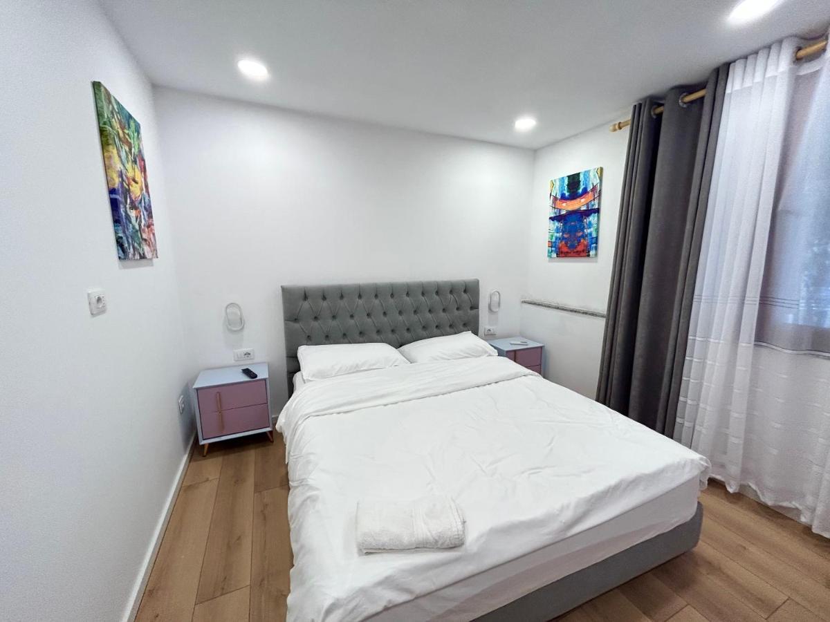 Tirana Inn Hotel エクステリア 写真