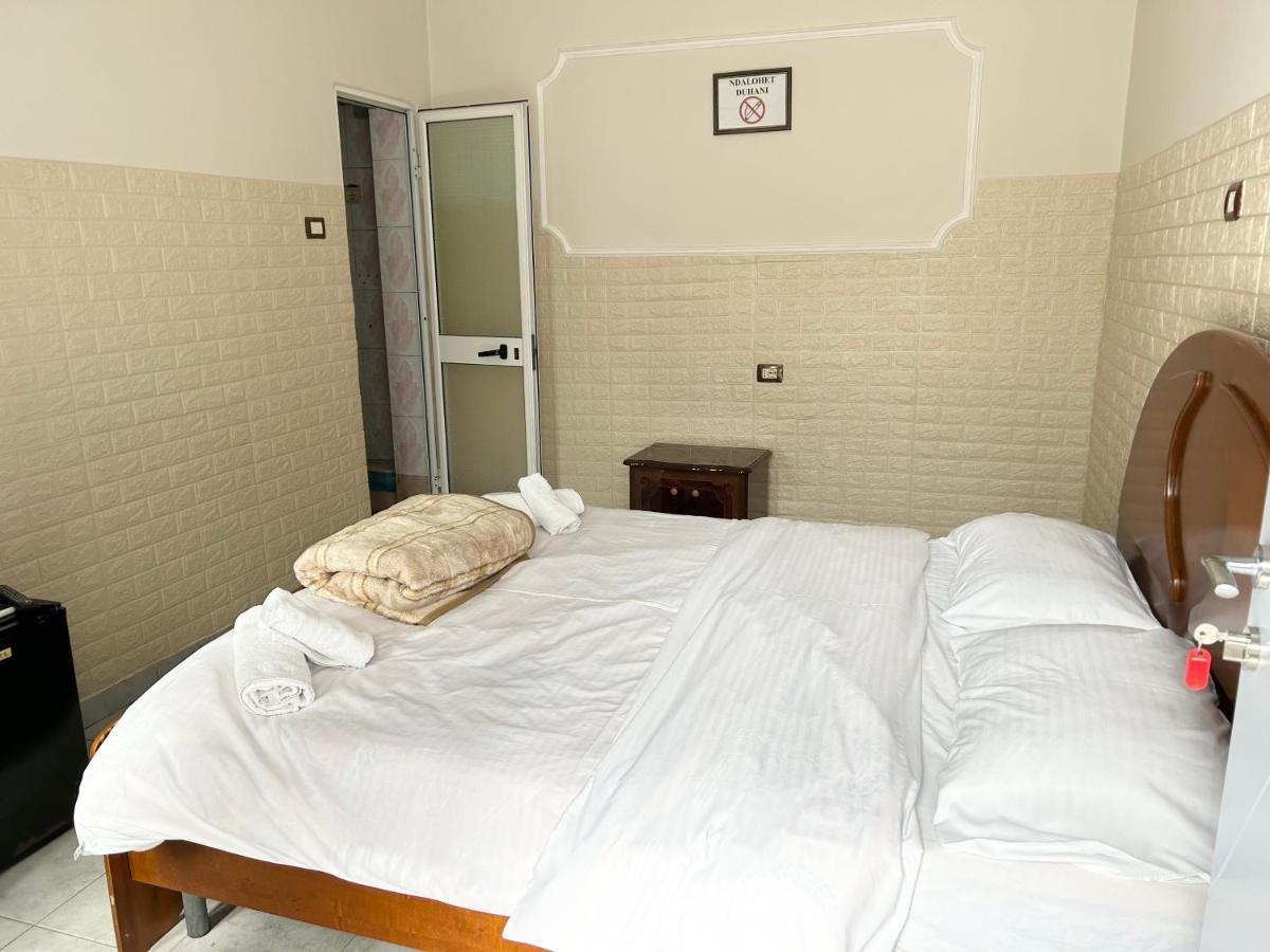 Tirana Inn Hotel 部屋 写真