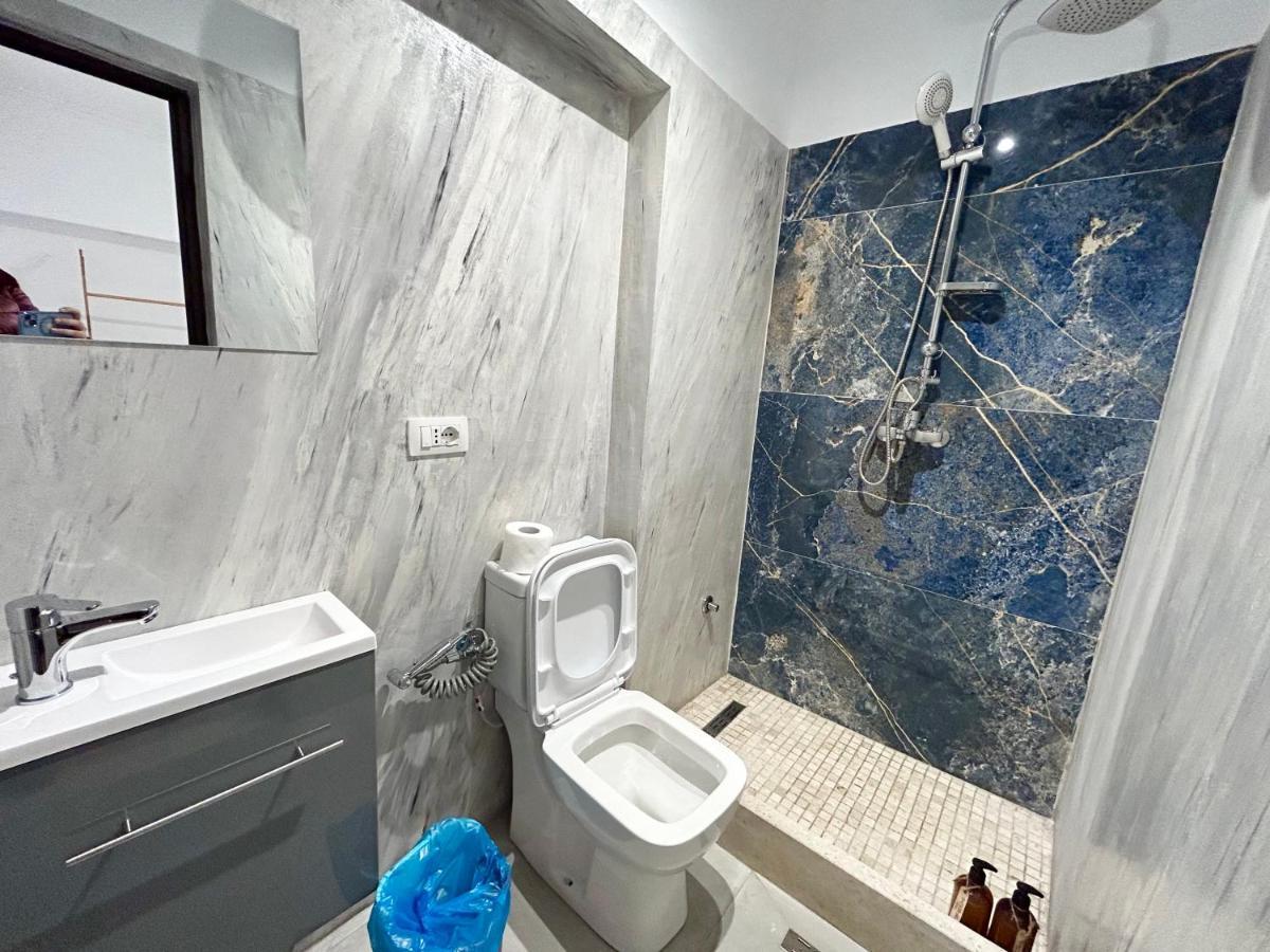 Tirana Inn Hotel エクステリア 写真